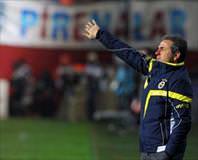 Dövüp sövüp itip vurup olmaz