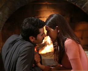 Romantizm ekrana kilitledi