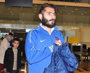 Halil'in kafası rahat