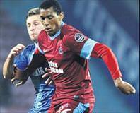 Emerson ve Janko yolcu