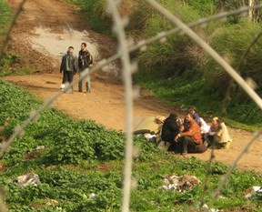 Esad'in 7 subayı Türkiye'ye kaçtı