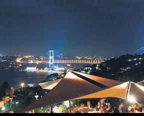 Sunset'te sürpriz yemek