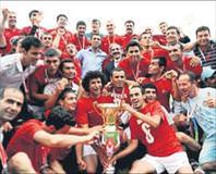 Mağdur futbolcular isyanda