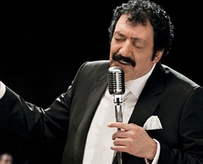 Müslüm Gürses yaşamını yitirdi