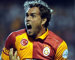 Galatasaray'ın golcüsüne talip var