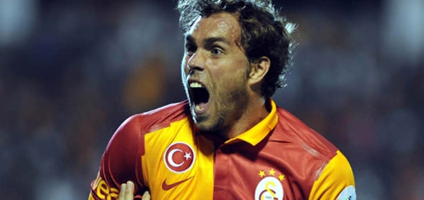 Galatasaray'ın golcüsüne talip var