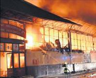 Esnafın kalbi kül oldu