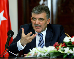 Cumhurbaşkanı Abdullah Gül'den onay