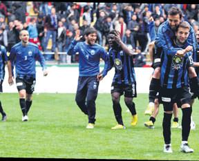 Erciyes zirveyi bırakmıyor