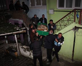 Yaşlı çift ölü bulundu