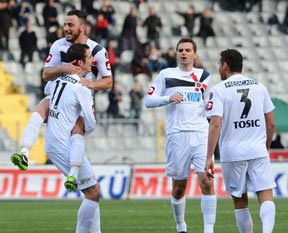 Gençler'den 90. yaş hediyesi...