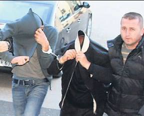 İç çamaşırından sahte para çıktı