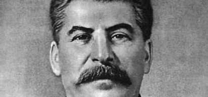 Josef Stalin ilk Sovyetler Birliği Komünist Partisi Genel Sekreteri oldu.