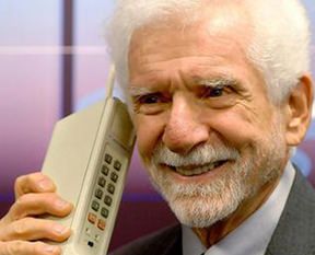 Cep telefonu 40 yaşına bastı