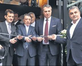 Zengin çocuklarından Beşiktaşlı olmaz