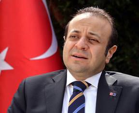 Bakan Bağış'ın kalpten acısı