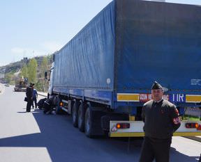 Askeri TIR'a saldırı