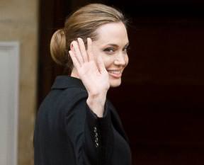 Cinsel şiddete savaş açtı...