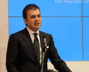 Ömer Çelik: Düşünce hürriyeti temel değerdir ama...