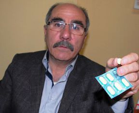 İlacın içinden kıl çıktı...