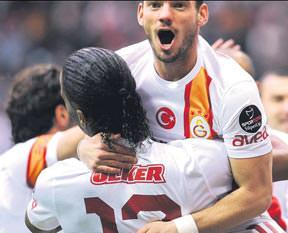 Transferde ilk üçe girdik