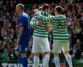 İskoçya'da Celtic 44. kez şampiyon