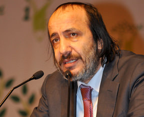Dalgakıran istifa ediyor