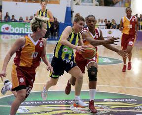 Fenerbahçe seriyi eşitledi!