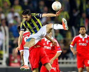 Topal-Webo cezalı Meireles yok