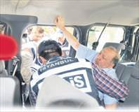 Kaçak Baron’a bacak arası!