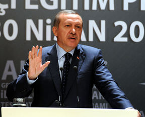 Başbakan'dan kritik açıklamalar