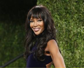 Naomi'nin otel ilişkisi