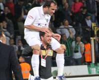 Kahraman Gekas Akhisar’ı uçurdu