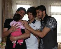 Fenerli yıldızlar bebeklere koştu!