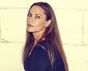 Hangi ünlü kimi şöhret yaptı?