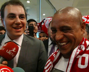 Roberto Carlos İstanbul’a geldi