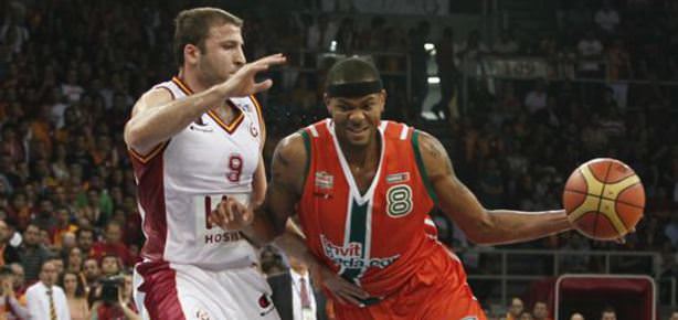 Galatasaray seride durumu 2-0 yaptı!