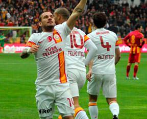 Sneijder'e yenge vetosu!