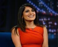 Eşi için deri giyiyor