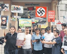 Yanlı yayına tepki