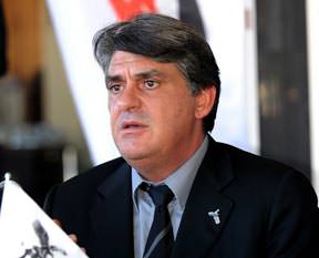 15 milyon euro transfere yetmez