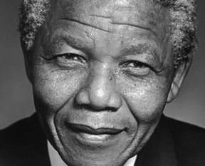 Nelson Mandela hayatını kaybetti