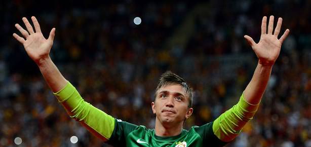Muslera fiyatını ikiye katlıyor