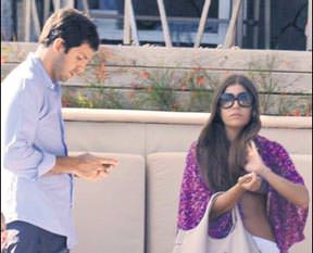 Hemen cebe sarıldı