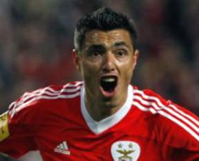 Cardozo bitti bitiyor