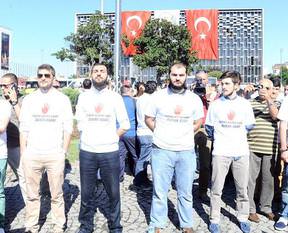 Duran Adam'a karşı duran adam