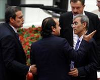 Meclis tuvaletinde Türkeş kavgası