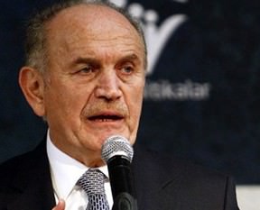 Topbaş: Çadır yakan memurlar açığa alındı