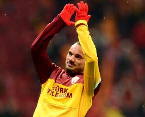 G.Saray'ın yıldızı gidiyor