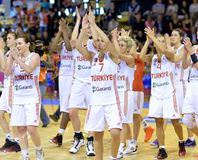 Potanın Perileri, İsveç’i de 72-51 yendi